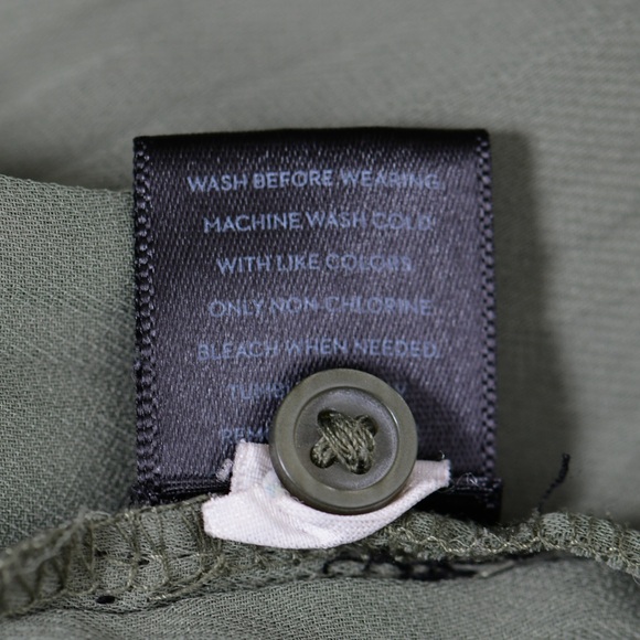 Simply Vera Short Sleeve Blouse - Picture 5 of 5